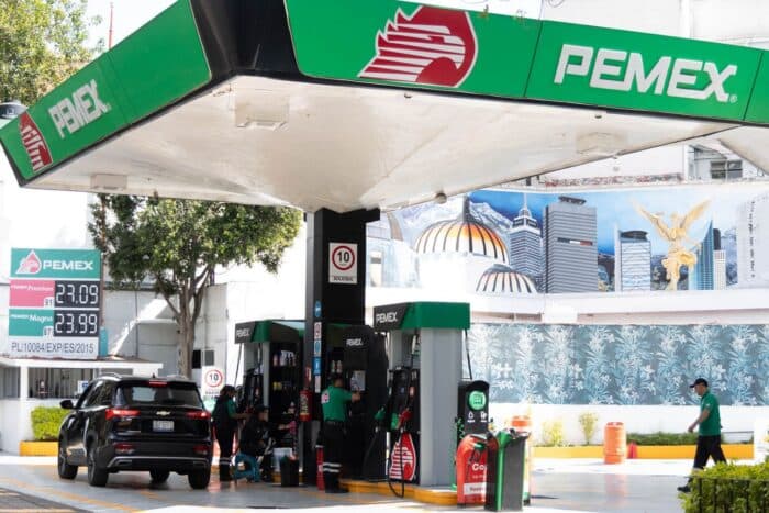 SENER y PEMEX desmienten escasez de gasolina y diésel