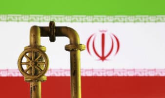 Gas y petróleo caen; bolsas suben tras declaraciones de Trump sobre Irán