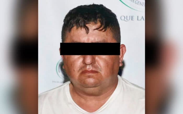 'El Jardinero' ingresa a la FEMDO en CDMX; autoridades reportan seis vehículos y seis tiendas incendiadas en Nayarit