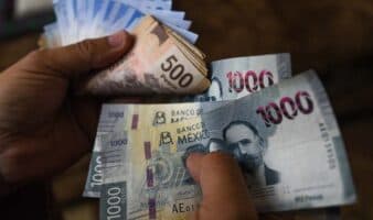 '¿Qué pasaría si mañana no puedes disponer de un solo peso de tus cuentas?': experto explica decisión de la SCJN