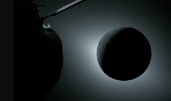 La NASA comparte más imágenes capturadas por Artemis II durante su sobrevuelo lunar