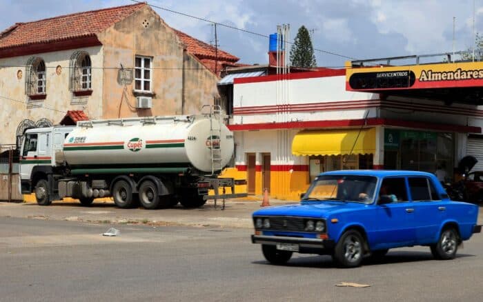 Cuba valora aceptar ayuda humanitaria de EE.UU. tras quedarse sin diésel por bloqueo