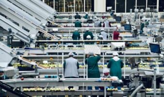México es menos productivo que hace 25 años, advierte exdirectivo del BID