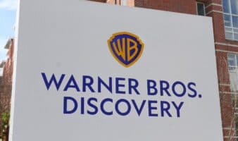 Warner Bros pierde casi 2,500 millones arrastrada por el pago a Netflix
