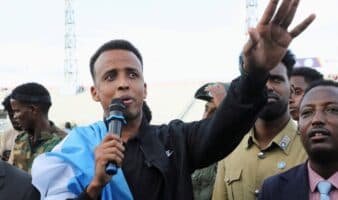 Omar Artan: árbitro somalí vetado por EE.UU. dirigirá la Supercopa de la UEFA 2026