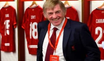 Revela Sir Kenny Dalglish, leyenda del Liverpool, que batalla contra el cáncer