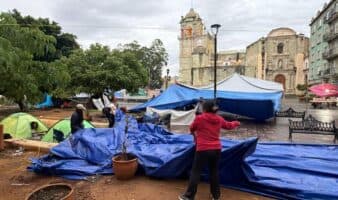 CNTE levanta plantón tras 26 días de protesta | Oaxaca