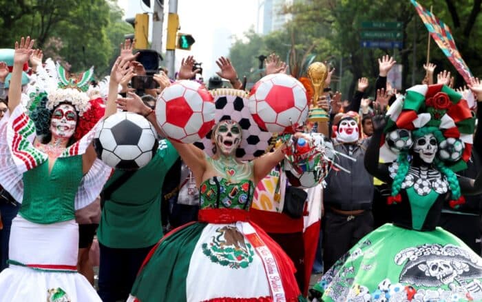 CDMX logra Récord Guinness con la ola más grande del mundo a cinco días del Mundial 2026