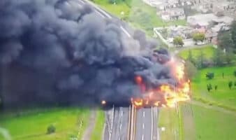Un muerto tras explosión de contenedor de pipa en carretera México–Veracruz
