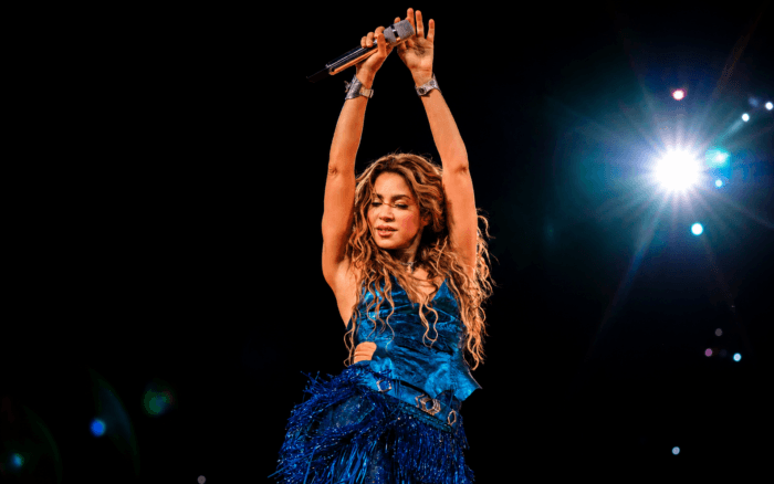 Shakira reconstruirá universidad y 10 colegios en Chocó