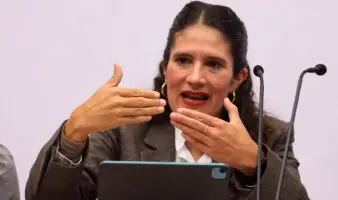 Fiscalía CDMX investiga a 14 servidores públicos por irregularidades en casos de despojo: Alcalde