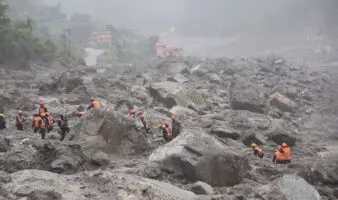 Asciende a 804 el número de muertos por la riada en Nepal, con más de 3,000 desaparecidos