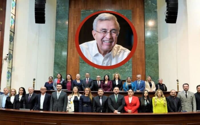 Congreso sinaloense avala reincorporación del gobernador Rocha Moya