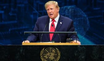 Trump anuncia que EE.UU. llamará 'superinteligencia' a la inteligencia artificial