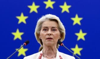 Unión Europea prohibirá las redes sociales a menores de 13 años y las limitará hasta los 15