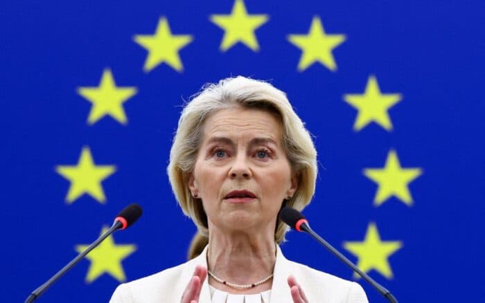 Unión Europea prohibirá las redes sociales a menores de 13 años y las limitará hasta los 15
