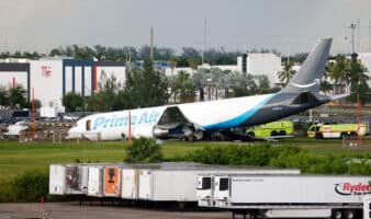 Recuperan caja negra del avión de Amazon que se salió de la pista en Miami