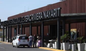 Mantiene el aeropuerto de Tepic el nombre del poeta Amado Nervo