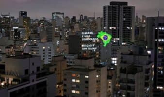 Investigan la campaña de Flávio Bolsonaro por financiación irregular e injerencia externa