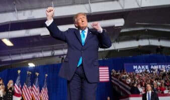 Trump desata críticas tras decir que Irán podría 'destruir' Los Ángeles o San Diego