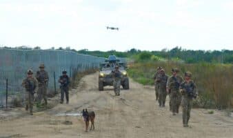 Trump prohíbe drones en la frontera con México